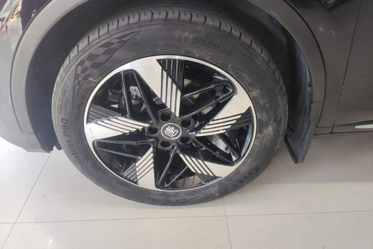 Used BYD Tang New Energy 2024 DM-i Glory Edition 112KM Prestige Model Left Front Wheel Hub