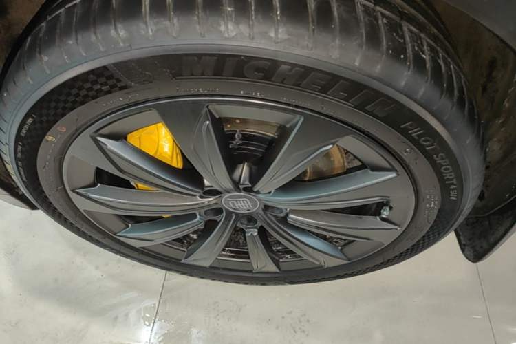 Used BYD Tang New Energy 2024 DM-p War God Edition Left Front Wheel Hub