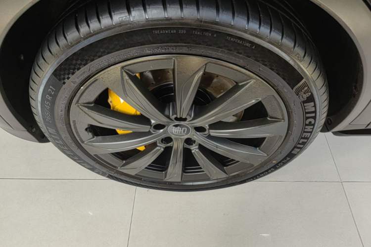 Used BYD Tang New Energy 2024 DM-p War God Edition Left Front Wheel Hub