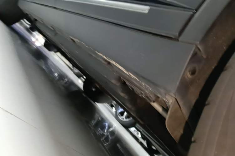 Used BYD Tang New Energy 2024 DM-i Glory Edition 112KM Flagship Model Left Side Sill