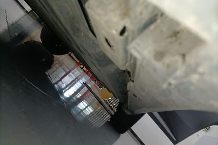 Used BYD Tang New Energy 2024 DM-i Glory Edition 200KM Flagship Model Left Side Sill
