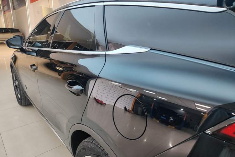 Used BYD Tang New Energy 2024 DM-i Glory Edition 112KM Prestige Model Rear Left 45 Deg