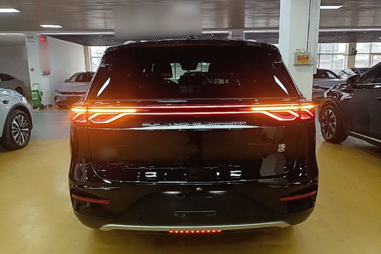 Used BYD Tang New Energy 2024 EV Glory Edition 600KM Premium Model Rear