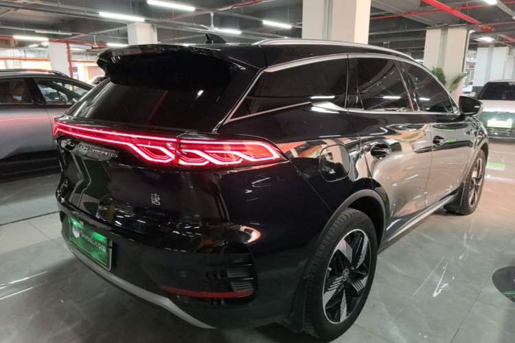 Used BYD Tang New Energy 2024 DM-i Glory Edition 112KM Prestige Model Rear Right 45 Deg