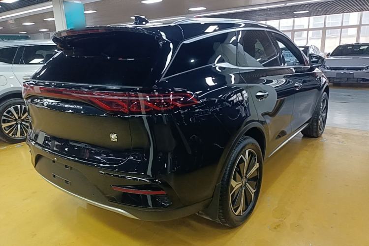Used BYD Tang New Energy 2024 EV Glory Edition 600KM Premium Model Rear Right 45 Deg