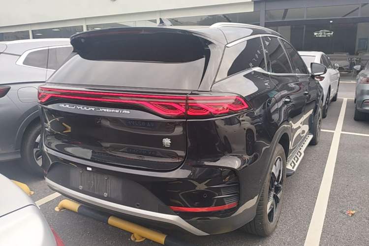 Used BYD Tang New Energy 2024 DM-i Glory Edition 112KM Prestige Model Rear Right 45 Deg