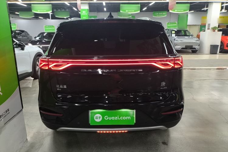 Used BYD Tang New Energy 2024 EV Champion Edition 635 km All-Wheel-Drive Flagship Model Rear