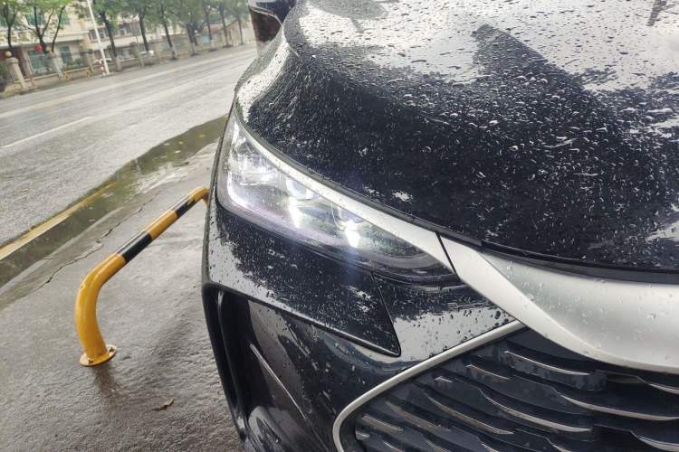 Used BYD Tang New Energy 2024 DM-p Glory Edition 215KM All-Wheel-Drive Premium Model Right Front Headlight