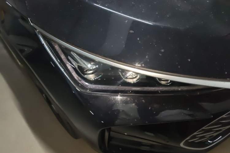 Used BYD Tang New Energy 2024 DM-i Glory Edition 112KM Prestige Model Right Front Headlight