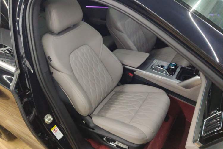 Used BYD Tang New Energy 2024 DM-i Glory Edition 112KM Prestige Model Right Front Seat