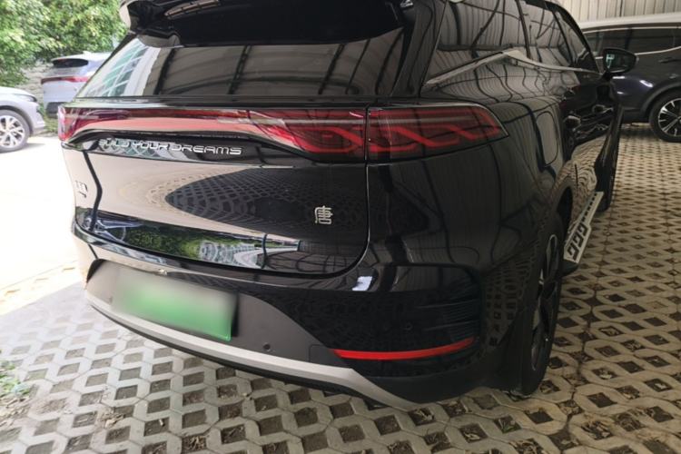 Used BYD Tang New Energy 2024 DM-i Glory Edition 112KM Flagship Model Right Rear Taillight