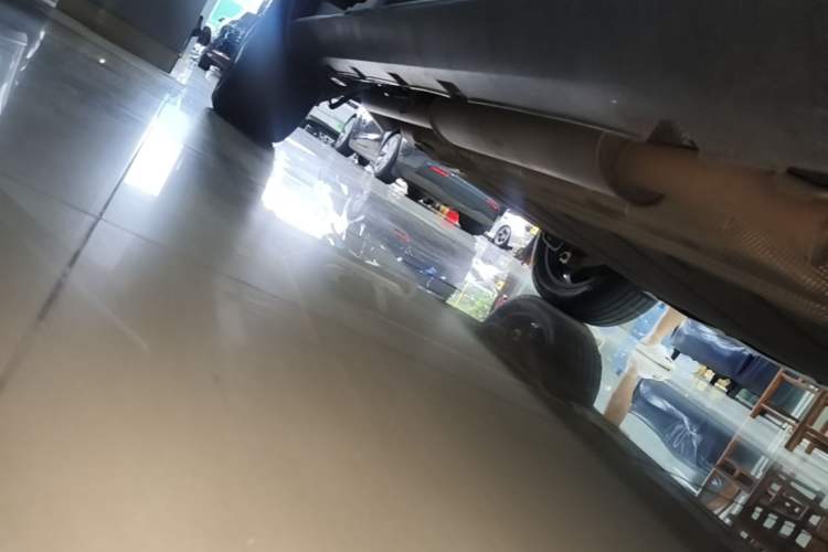 Used BYD Tang New Energy 2024 DM-i Glory Edition 112KM Prestige Model Right Side Sill