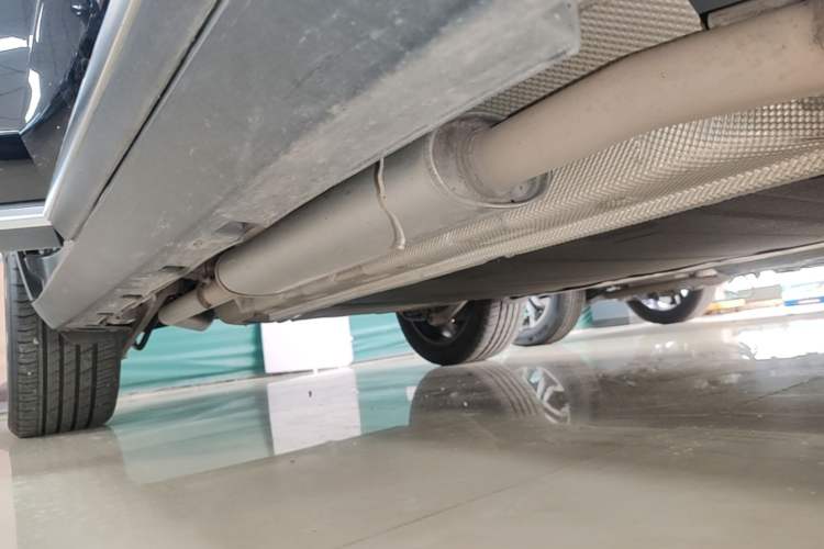 Used BYD Tang New Energy 2024 DM-i Glory Edition 112KM Prestige Model Right Side Sill