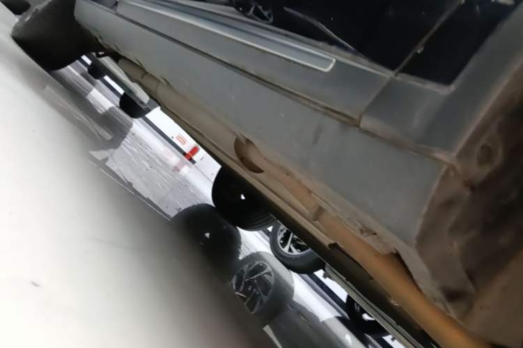 Used BYD Tang New Energy 2024 DM-i Glory Edition 112KM Flagship Model Right Side Sill