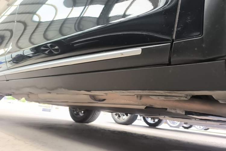Used BYD Tang New Energy 2024 DM-i Glory Edition 112KM Flagship Model Right Side Sill