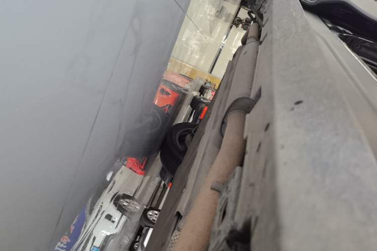 Used BYD Tang New Energy 2024 DM-i Glory Edition 112KM Flagship Model Right Side Sill