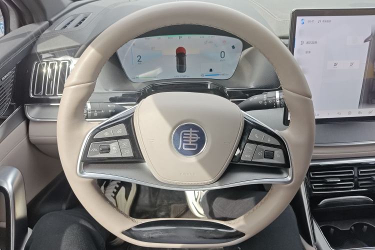 Used BYD Tang New Energy 2024 DM-i Glory Edition 112KM Flagship Model Steering Wheel
