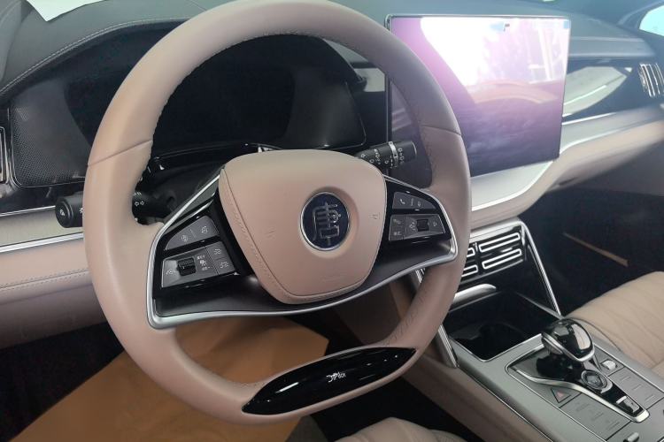 Used BYD Tang New Energy 2024 DM-i Glory Edition 112KM Prestige Model Steering Wheel