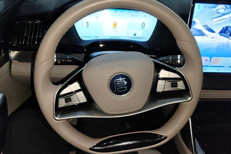 Used BYD Tang New Energy 2024 DM-i Glory Edition 112KM Prestige Model Steering Wheel