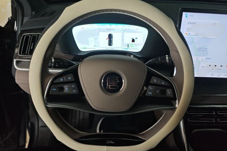 Used BYD Tang New Energy 2024 DM-i Glory Edition 112KM Prestige Model Steering Wheel