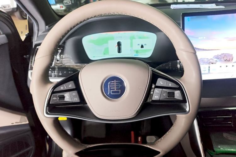 Used BYD Tang New Energy 2024 DM-i Glory Edition 112KM Prestige Model Steering Wheel