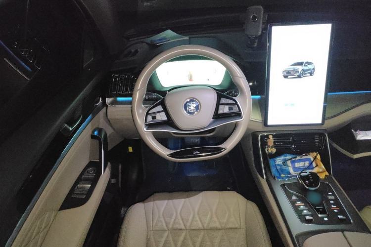 Used BYD Tang New Energy 2024 DM-i Glory Edition 112KM Prestige Model Steering Wheel