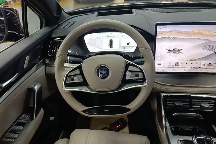 Used BYD Tang New Energy 2024 EV Glory Edition 600KM Premium Model Steering Wheel