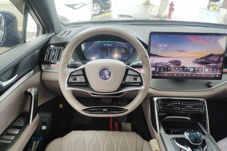 Used BYD Tang New Energy 2024 DM-p Glory Edition 215KM All-Wheel-Drive Premium Model Steering Wheel