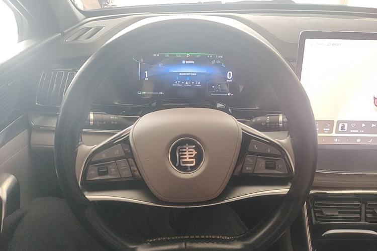 Used BYD Tang New Energy 2024 DM-i Glory Edition 112KM Prestige Model Steering Wheel