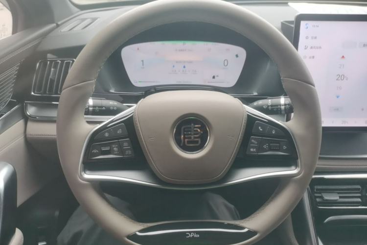 Used BYD Tang New Energy 2024 DM-i Glory Edition 112KM Prestige Model Steering Wheel