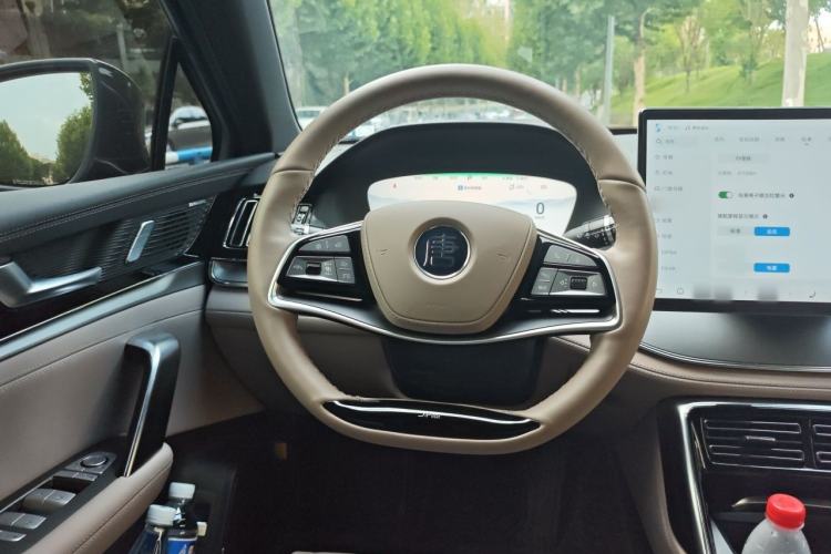Used BYD Tang New Energy 2024 DM-i Glory Edition 200KM Flagship Model Steering Wheel