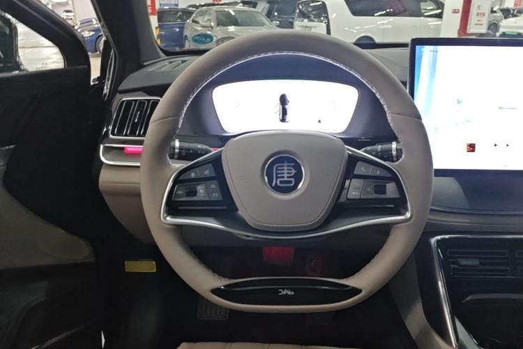 Used BYD Tang New Energy 2024 DM-i Glory Edition 112KM Flagship Model Steering Wheel