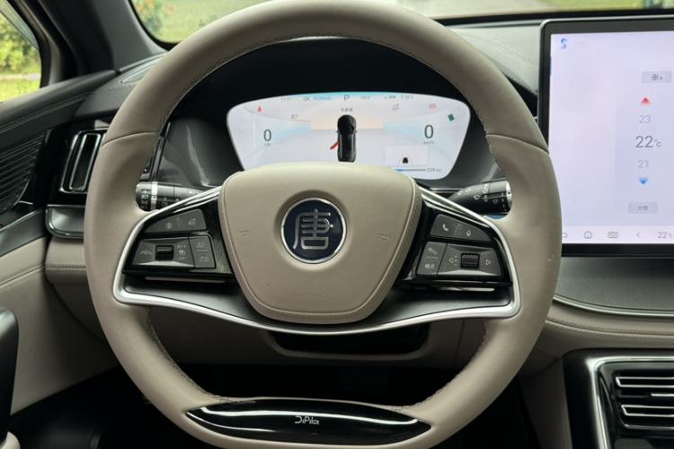 Used BYD Tang New Energy 2024 DM-i Glory Edition 112KM Prestige Model Steering Wheel