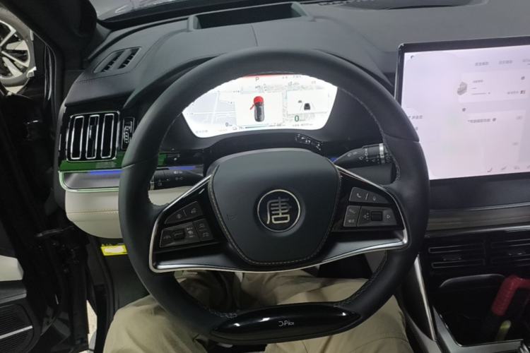 Used BYD Tang New Energy 2024 EV Champion Edition 635 km All-Wheel-Drive Flagship Model Steering Wheel