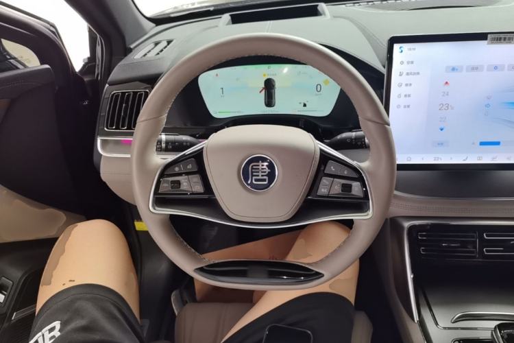 Used BYD Tang New Energy 2024 DM-i Glory Edition 112KM Flagship Model Steering Wheel