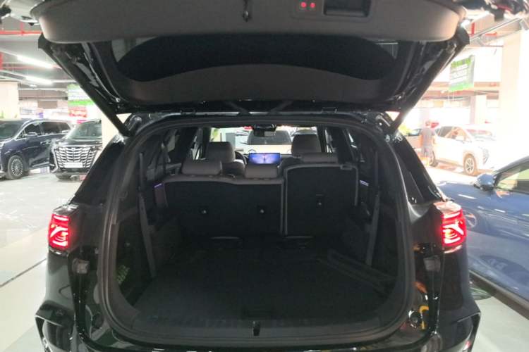 Used BYD Tang New Energy 2024 DM-i Glory Edition 112KM Prestige Model Trunk