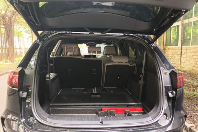 Used BYD Tang New Energy 2024 DM-i Glory Edition 112KM Flagship Model Trunk