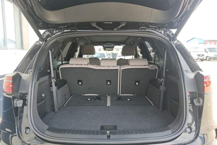 Used BYD Tang New Energy 2024 DM-i Glory Edition 112KM Prestige Model Trunk