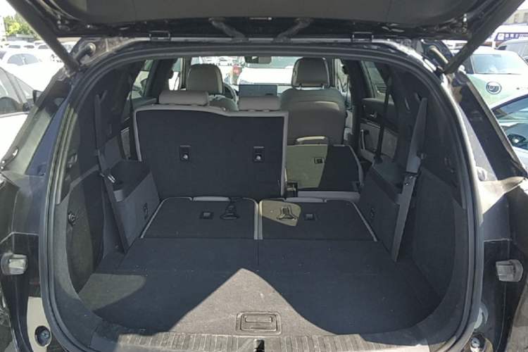 Used BYD Tang New Energy 2024 DM-i Glory Edition 112KM Flagship Model Trunk