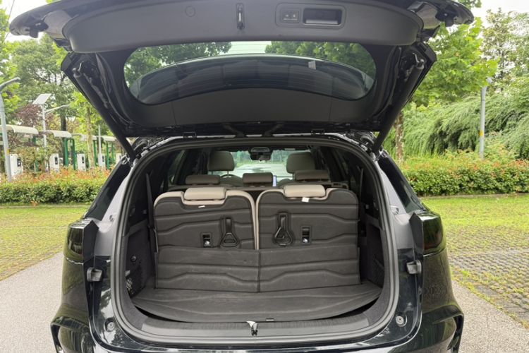 Used BYD Tang New Energy 2024 DM-i Glory Edition 112KM Prestige Model Trunk