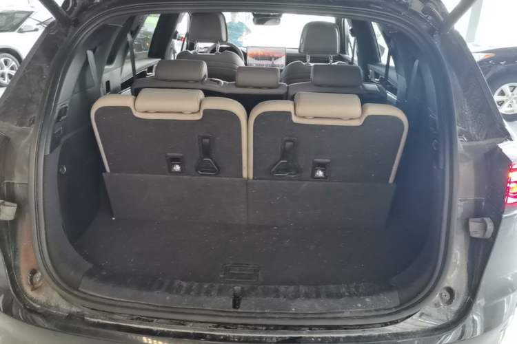 Used BYD Tang New Energy 2024 DM-i Glory Edition 112KM Flagship Model Trunk