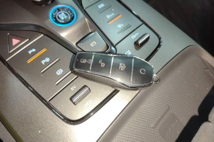 Used BYD Tang New Energy 2024 DM-p War God Edition Vehicle Key