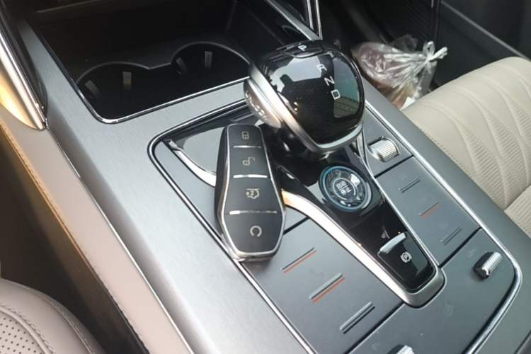Used BYD Tang New Energy 2024 DM-i Glory Edition 112KM Flagship Model Vehicle Key