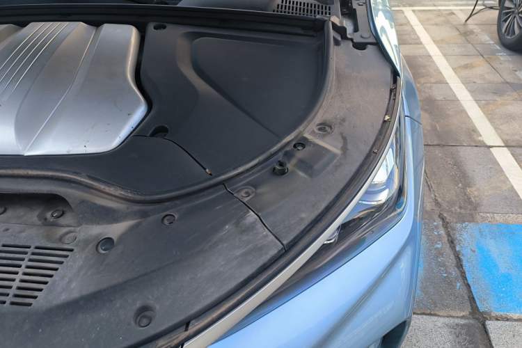 Used BYD Tang New Energy 2024 EV Champion Edition 635 km All-Wheel-Drive Flagship Model Engine Bay Left