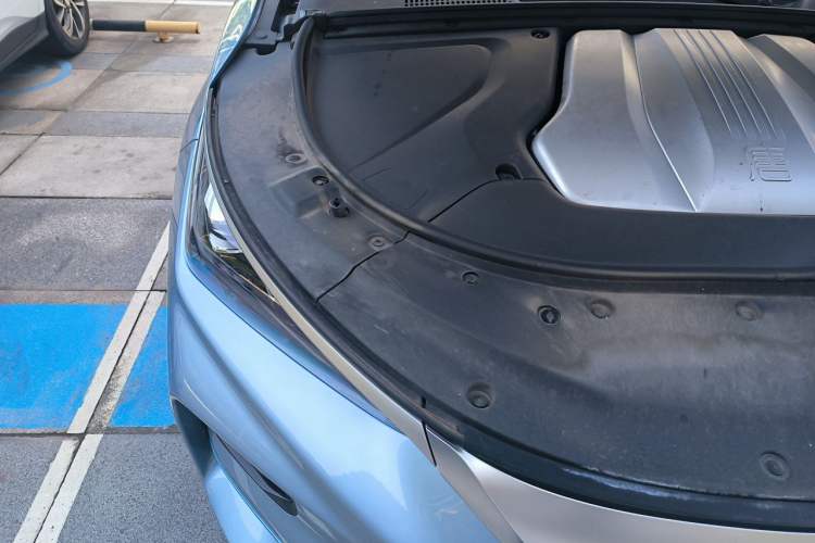 Used BYD Tang New Energy 2024 EV Champion Edition 635 km All-Wheel-Drive Flagship Model Engine Bay Right