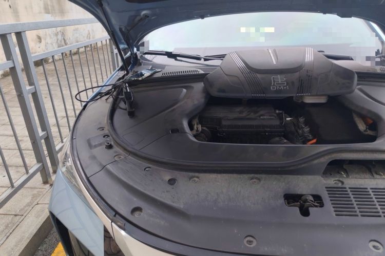 Used BYD Tang New Energy 2024 DM-i Glory Edition 112KM Prestige Model Engine Bay Right