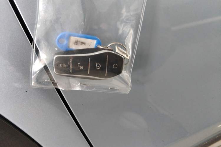 Used BYD Tang New Energy 2024 DM-i Glory Edition 112KM Flagship Model Interior 1