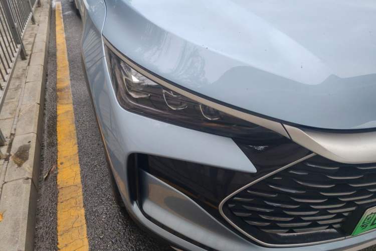 Used BYD Tang New Energy 2024 DM-i Glory Edition 112KM Prestige Model Right Front Headlight