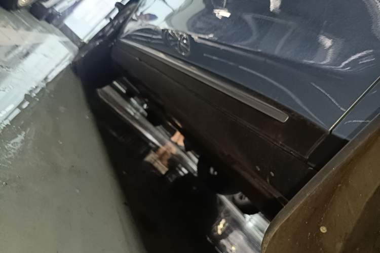 Used BYD Tang New Energy 2024 DM-p Champion Edition 215 km All-Wheel-Drive Flagship Model Right Side Sill