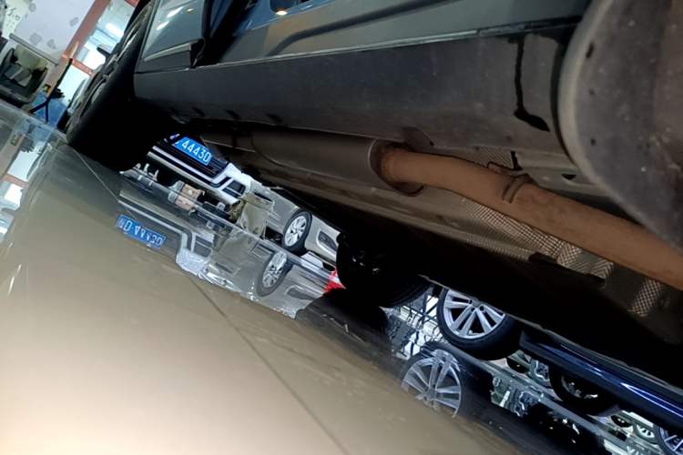 Used BYD Tang New Energy 2024 DM-i Glory Edition 112KM Prestige Model Right Side Sill